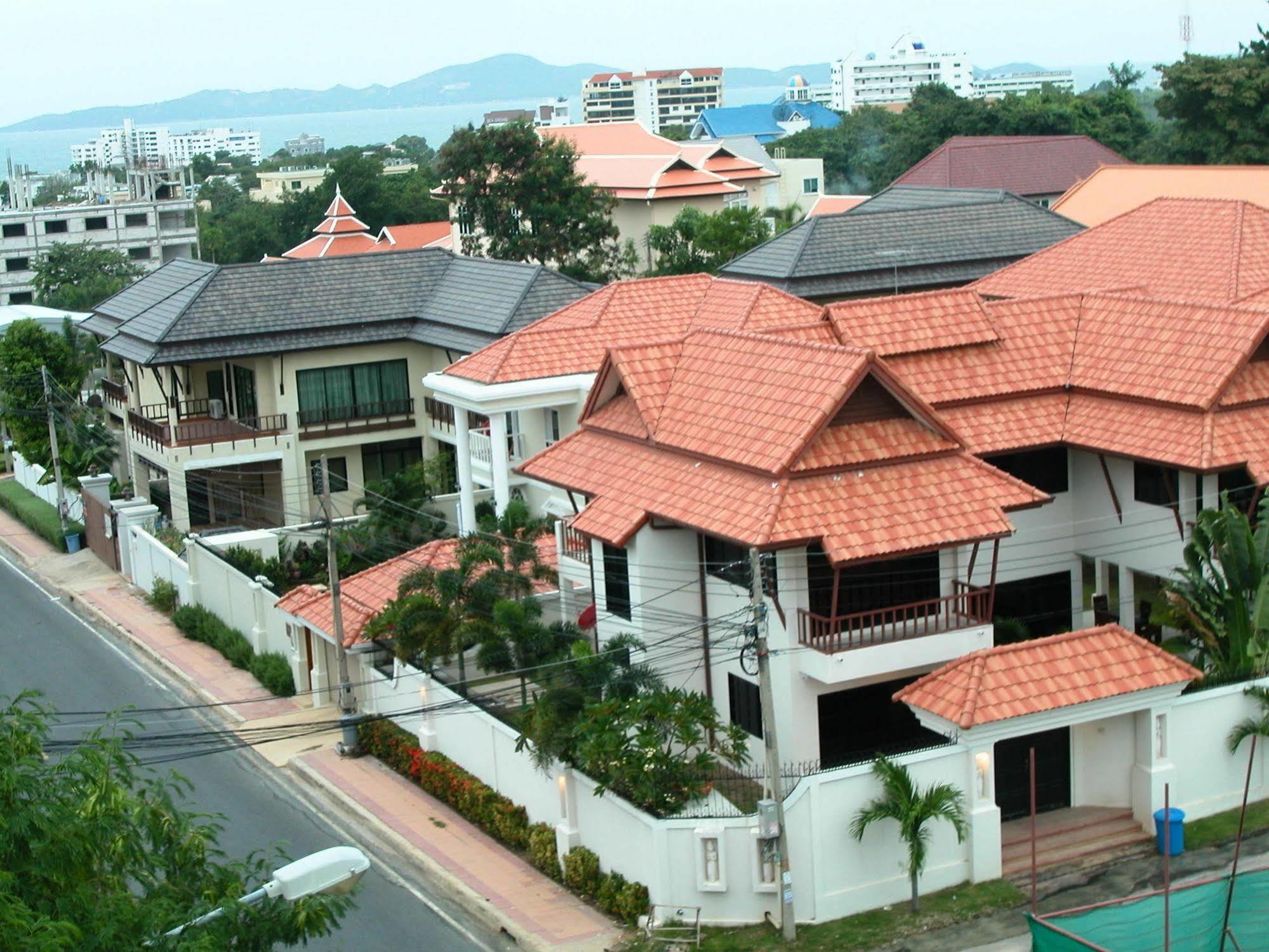 Paramita Pattaya Eksteriør bilde